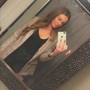 Meet your Posher, Kellie